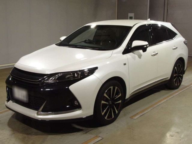 TOYOTA HARRIER — фото