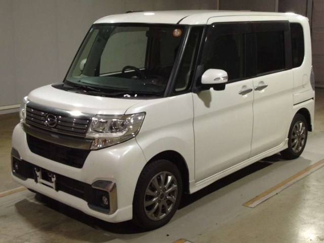 DAIHATSU TANTO — фото