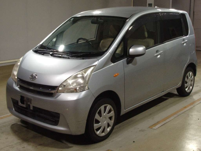 DAIHATSU MOVE — фото