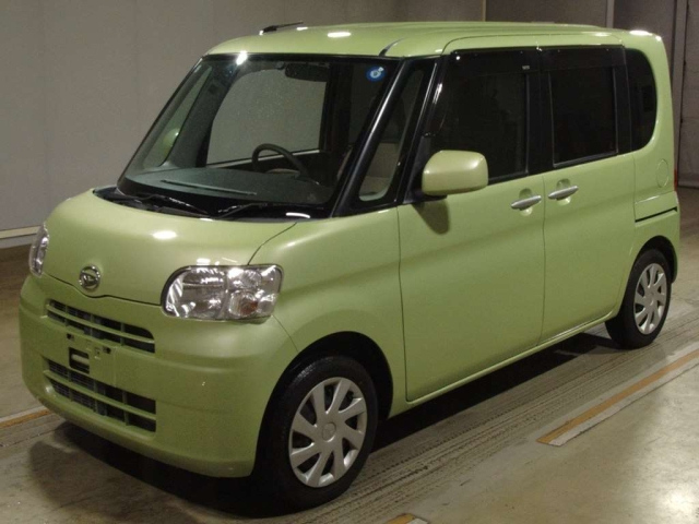 DAIHATSU TANTO — фото
