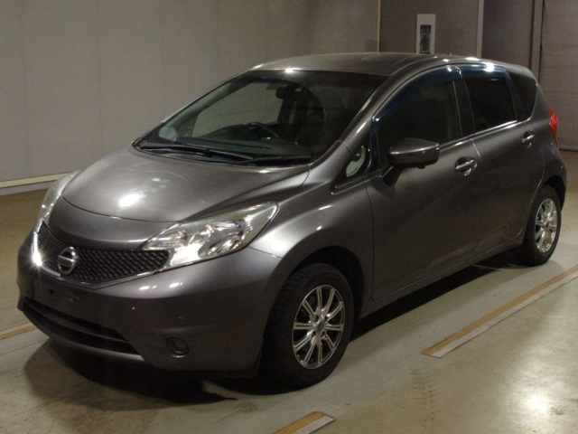 NISSAN NOTE — фото