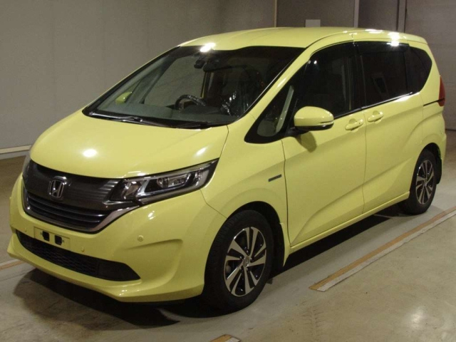 HONDA FREED — фото