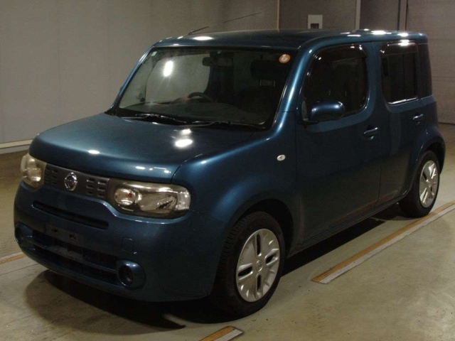 NISSAN CUBE — фото