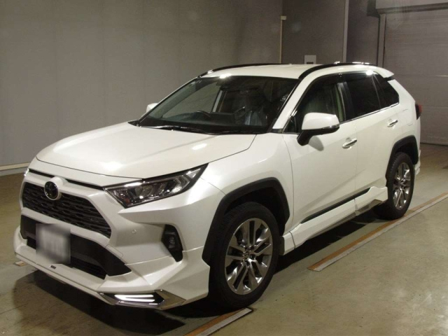 TOYOTA RAV4 — фото