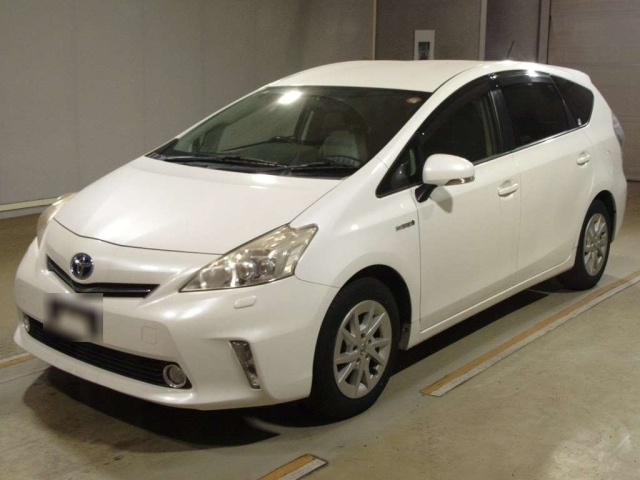 TOYOTA PRIUS — фото