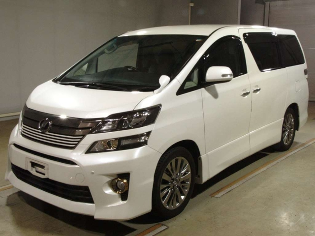 TOYOTA VELLFIRE — фото