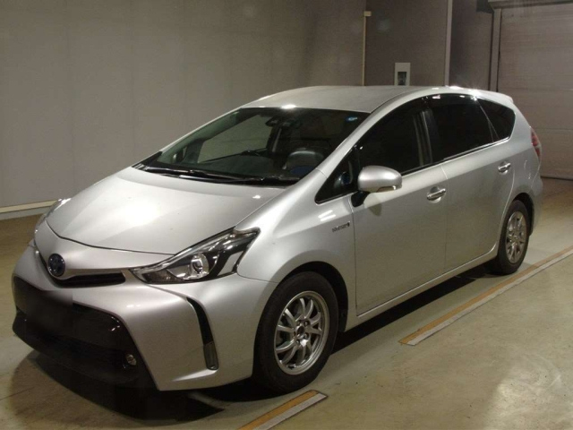 TOYOTA PRIUS — фото