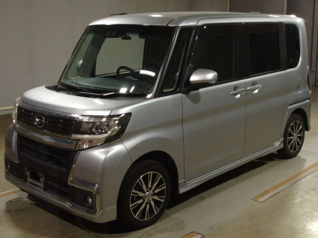 DAIHATSU TANTO — фото