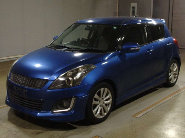 SUZUKI SWIFT — фото