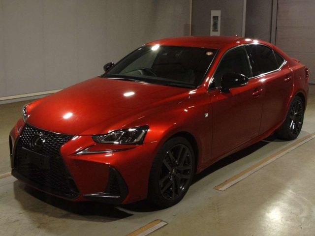 LEXUS IS — фото