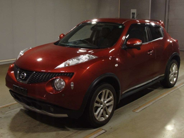 NISSAN JUKE