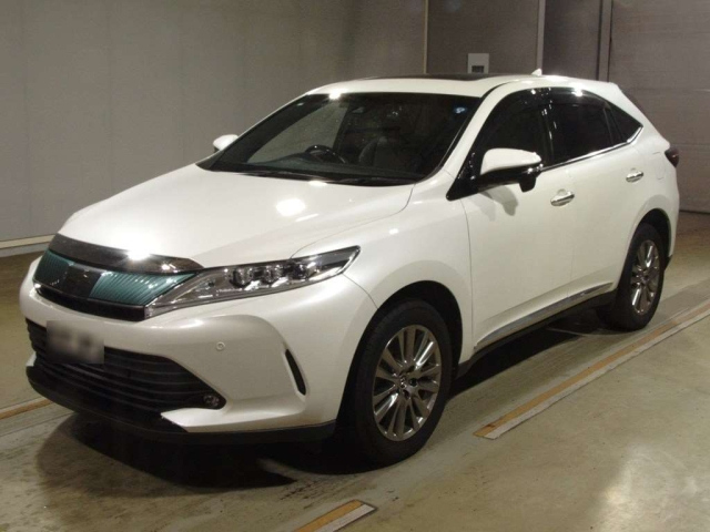 TOYOTA HARRIER — фото