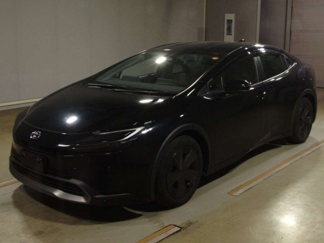 TOYOTA PRIUS — фото