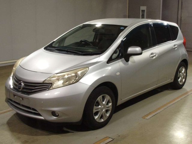 NISSAN NOTE — фото