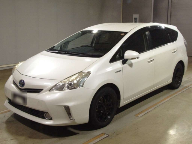 TOYOTA PRIUS — фото