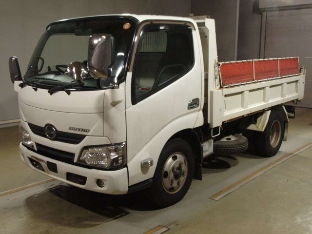 HINO DUTRO — фото