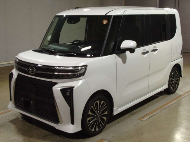 DAIHATSU TANTO — фото