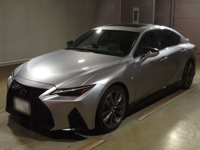 LEXUS IS — фото
