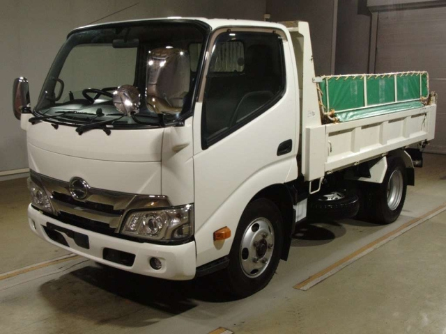 HINO DUTRO — фото