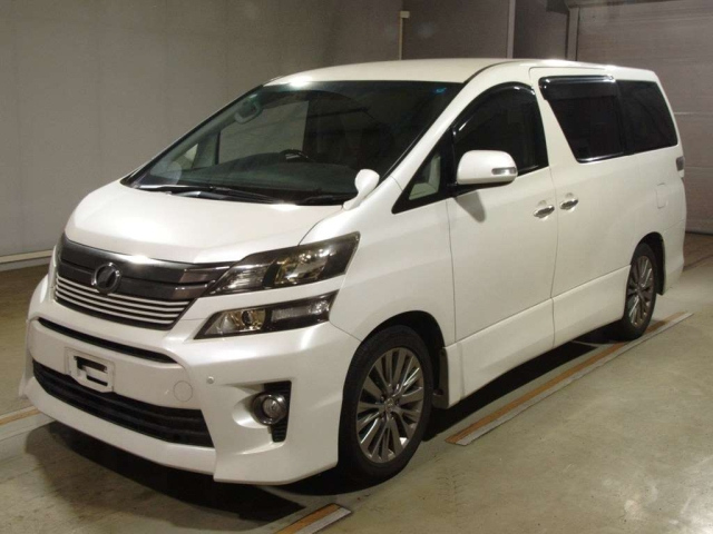 TOYOTA VELLFIRE — фото