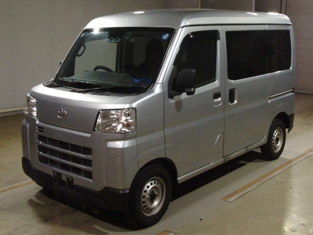 TOYOTA PIXIS — фото