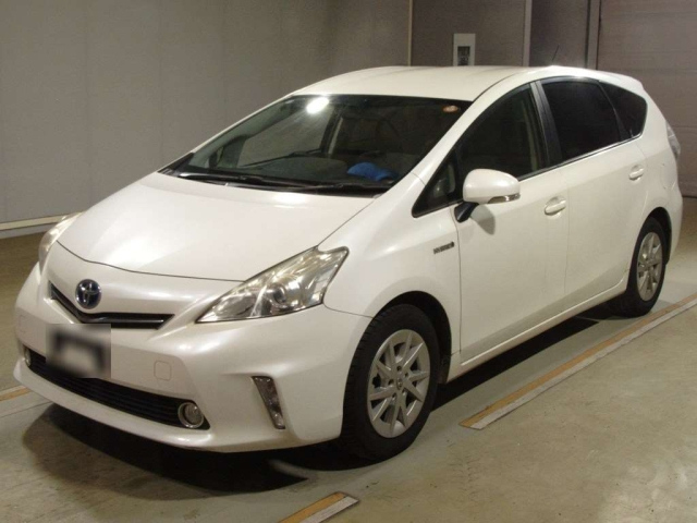 TOYOTA PRIUS — фото