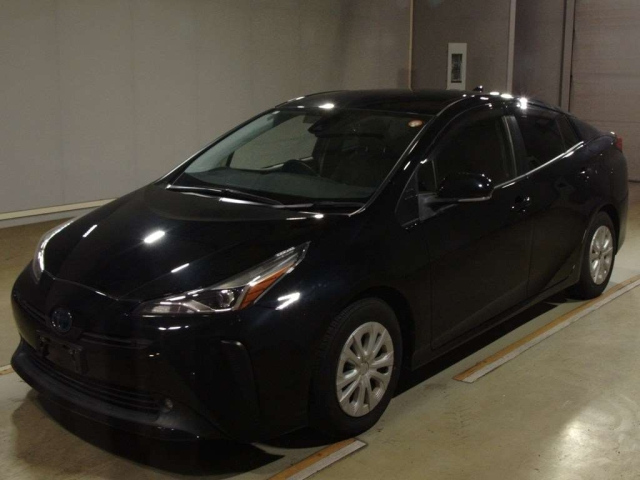 TOYOTA PRIUS — фото