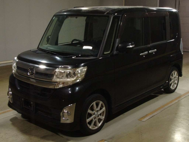 DAIHATSU TANTO — фото