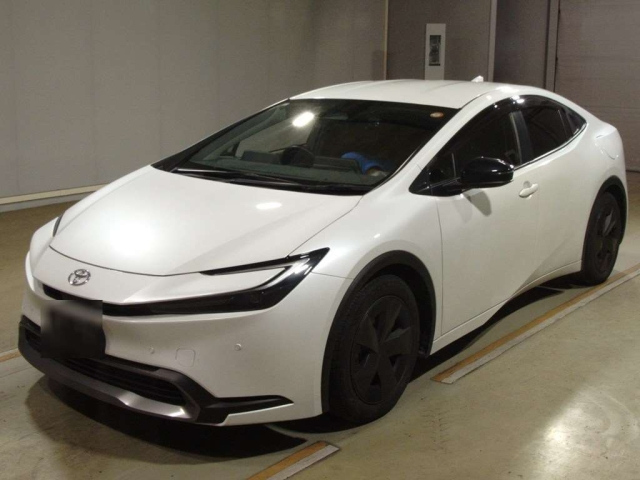 TOYOTA PRIUS — фото