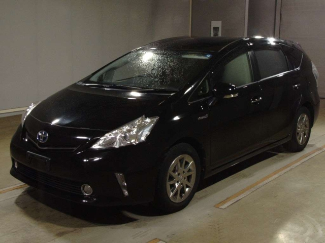 TOYOTA PRIUS — фото
