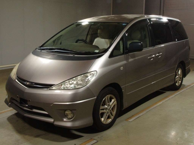TOYOTA ESTIMA — фото