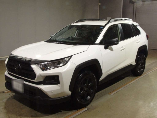 TOYOTA RAV4 — фото