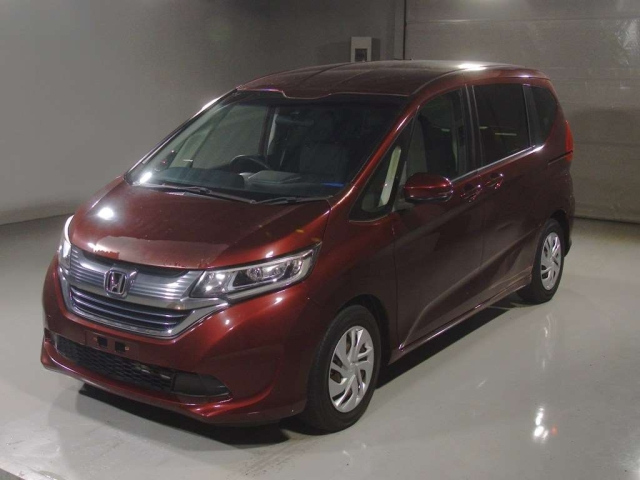 HONDA FREED — фото