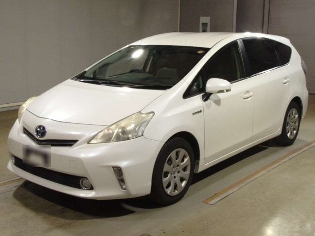 TOYOTA PRIUS — фото