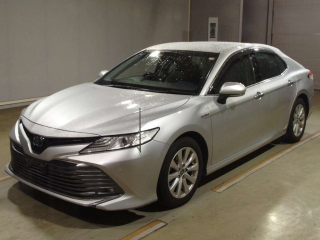 TOYOTA CAMRY — фото