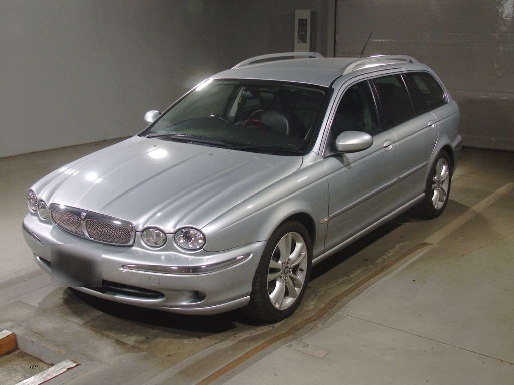 JAGUAR X — фото