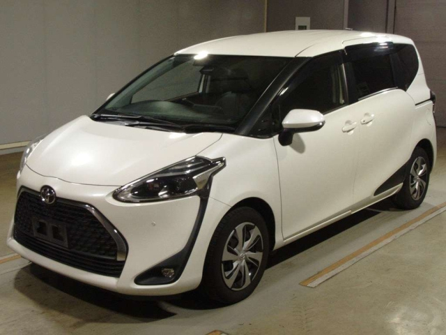 TOYOTA SIENTA — фото