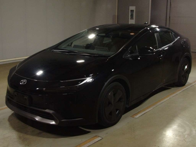 TOYOTA PRIUS — фото