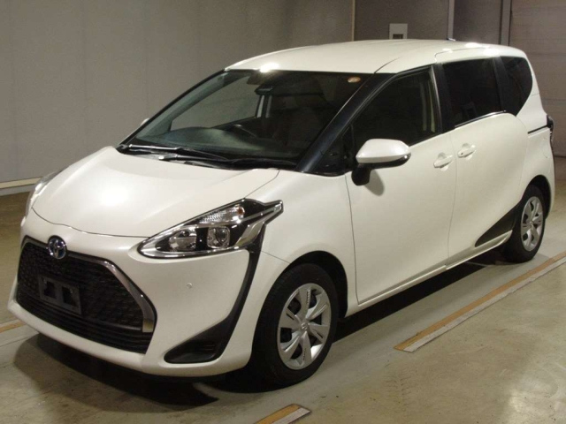 TOYOTA SIENTA — фото