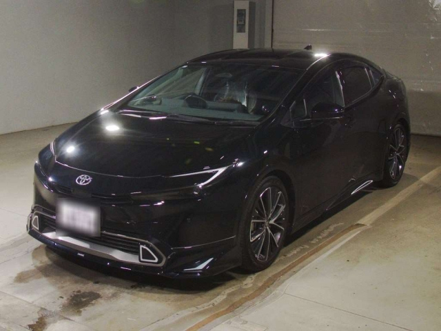 TOYOTA PRIUS — фото