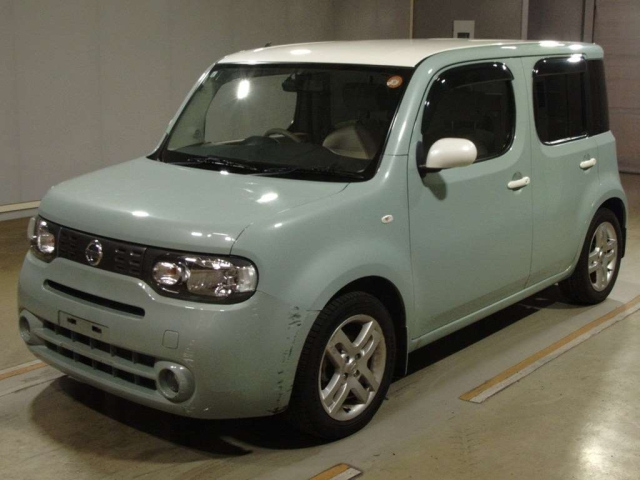 NISSAN CUBE — фото