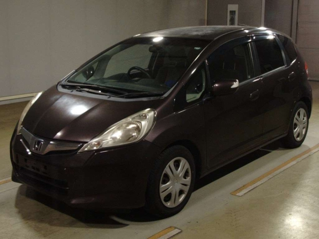 HONDA FIT — фото