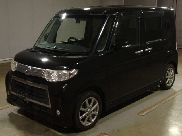 DAIHATSU TANTO — фото