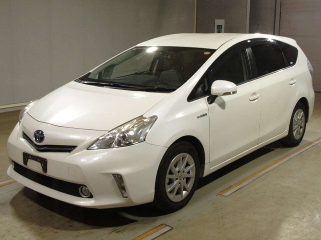 TOYOTA PRIUS — фото
