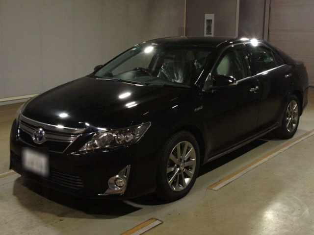 TOYOTA CAMRY — фото