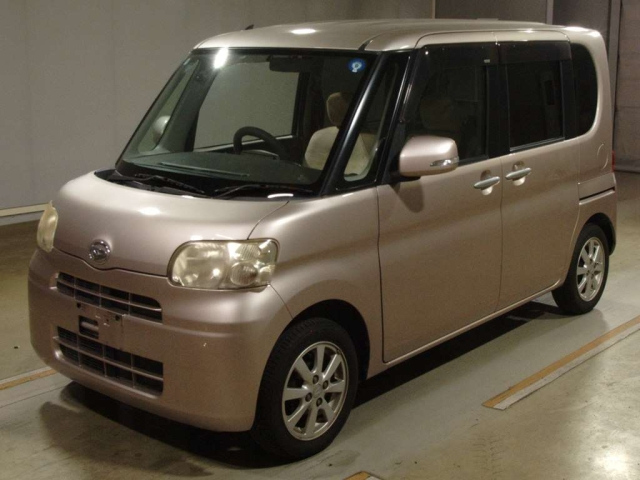 DAIHATSU TANTO — фото