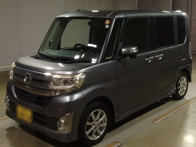 DAIHATSU TANTO — фото