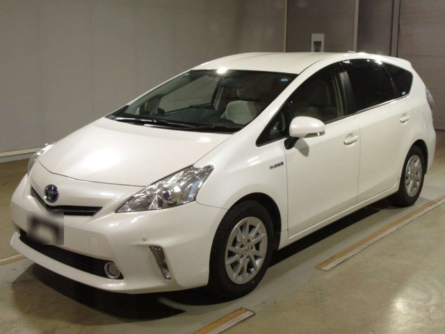 TOYOTA PRIUS — фото