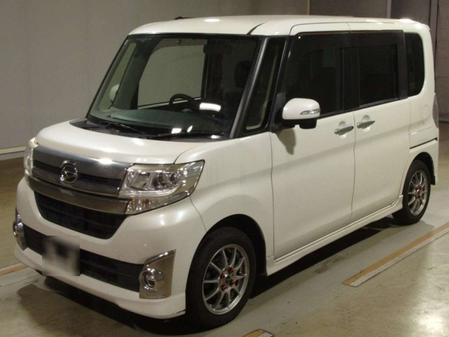 DAIHATSU TANTO — фото