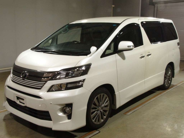TOYOTA VELLFIRE — фото